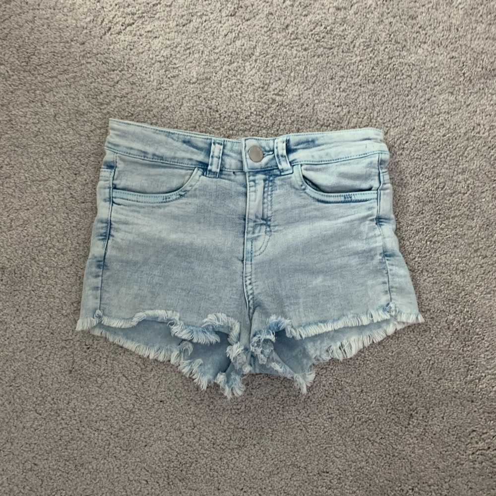 Light wash jeans